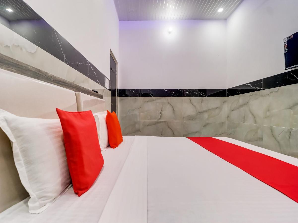 Oyo Flagship 83121 Hotel Rose Vip Saharanpur Exteriör bild